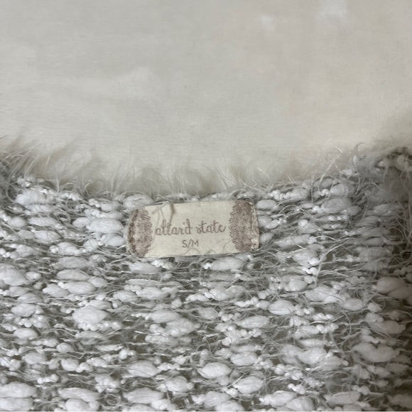 ALTAR'D STATE Eyelash Sweater Womens V-neck Gray/White Size Small/Medium - Picture 4 of 8